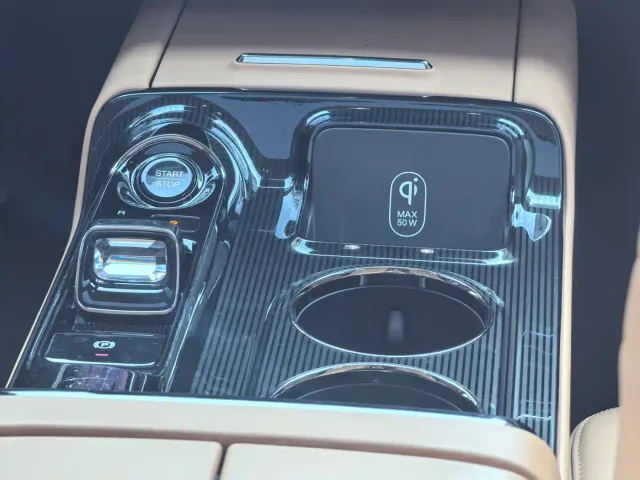 GAC Trumpchi E8 — Фото автомобиля 9