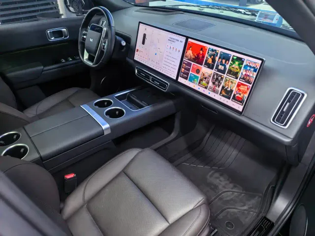 Li Auto L8 — Фото автомобиля 8
