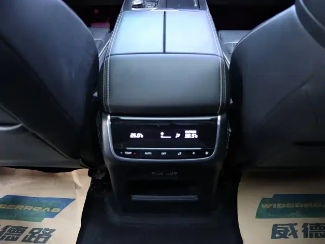 GAC Trumpchi GS8 — Фото автомобиля 22