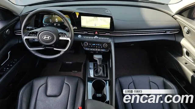 Hyundai Avante CN7 — Фото автомобиля 10