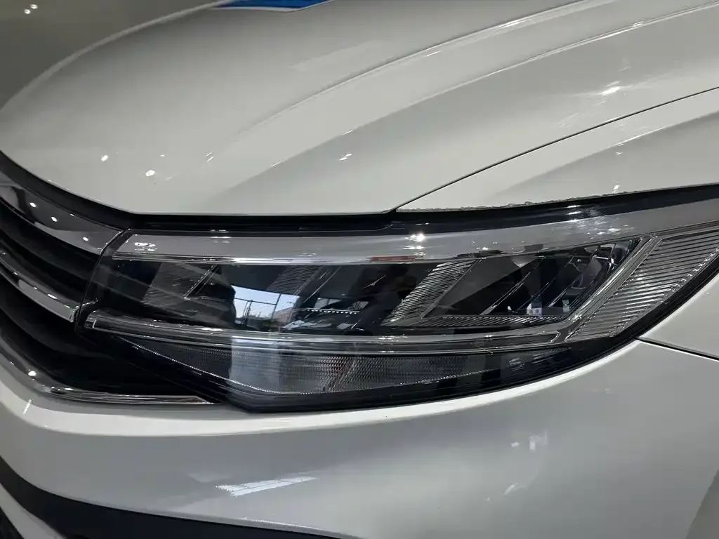 Volkswagen Bora 2023 200TSI DSG Comfort Edition — Фото автомобиля 7