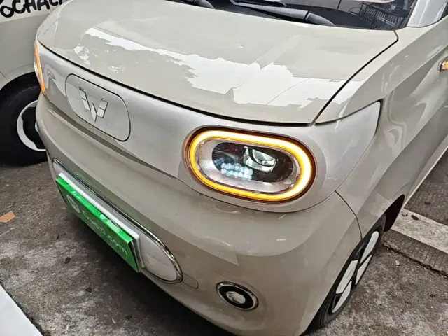 Wuling Hongguang Mini EV — Фото автомобиля 23