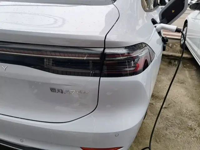 Geely Galaxy A7 — Фото автомобиля 7