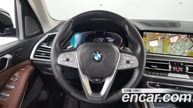 BMW X7 — Фото автомобиля 13