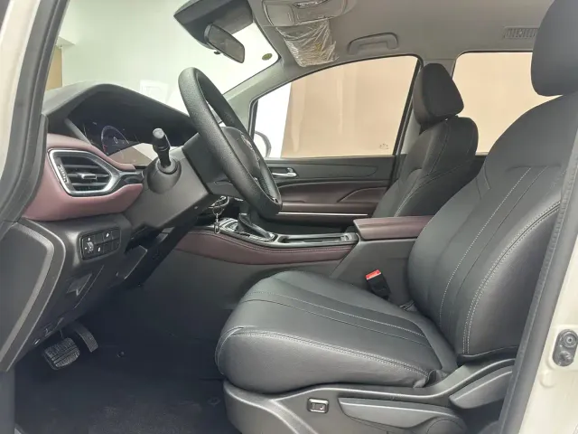 GAC Trumpchi M6 — Фото автомобиля 8