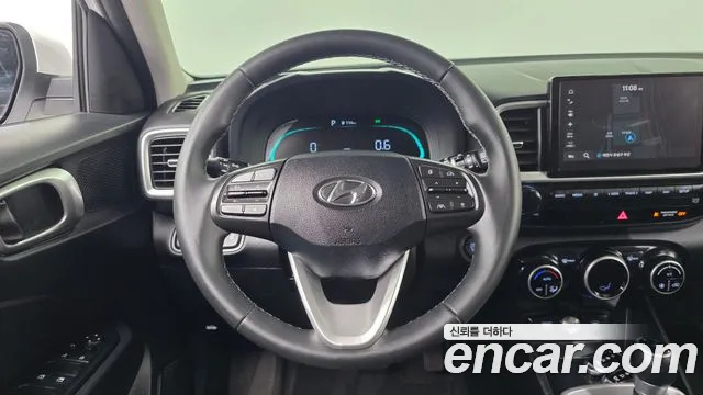 Hyundai Venue — Фото автомобиля 20