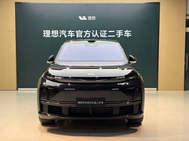 Li Auto L7 — Фото автомобиля 2
