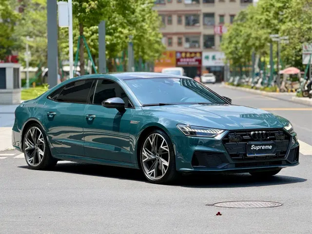 Audi A7L — Фото автомобиля 3
