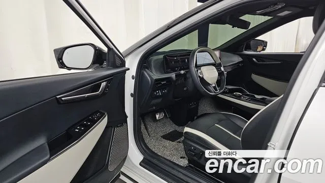 Kia EV6 — Фото автомобиля 9