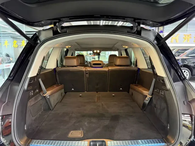 Mercedes-Benz GLS-Class — Фото автомобиля 12