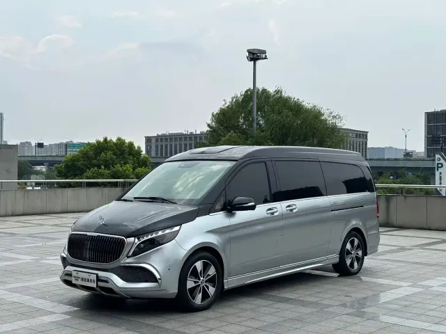 Фотография автомобиля — Mansory V-Class