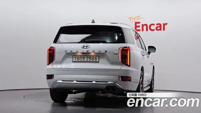 Hyundai Palisade Palisade Дизель 2.2 4WD — Фото автомобиля 3