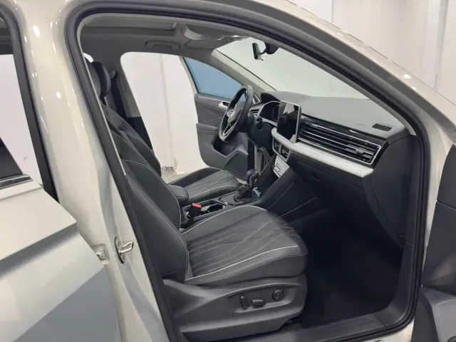 Volkswagen Tiguan L — Фото автомобиля 4
