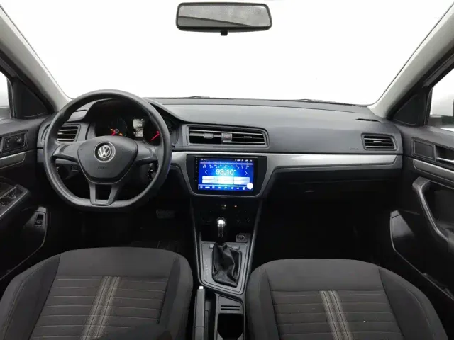 Volkswagen Lavida — Фото автомобиля 5