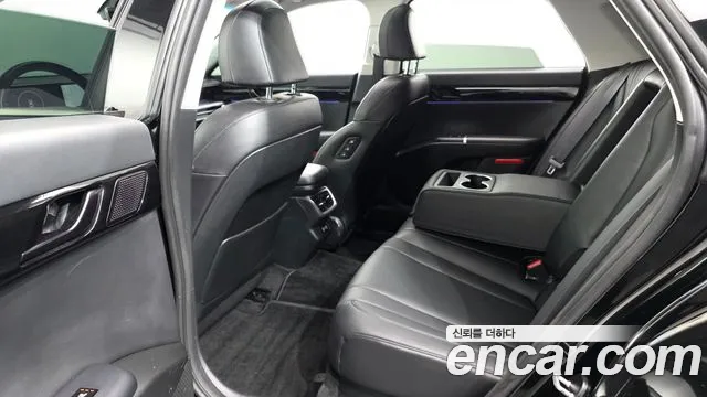 Hyundai Grandeur GN7 — Фото автомобиля 11