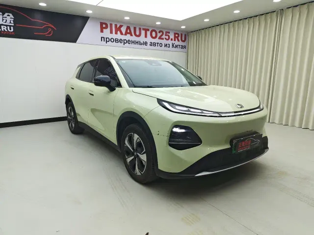 Changan Qiyuan Q05 — Фото автомобиля 3