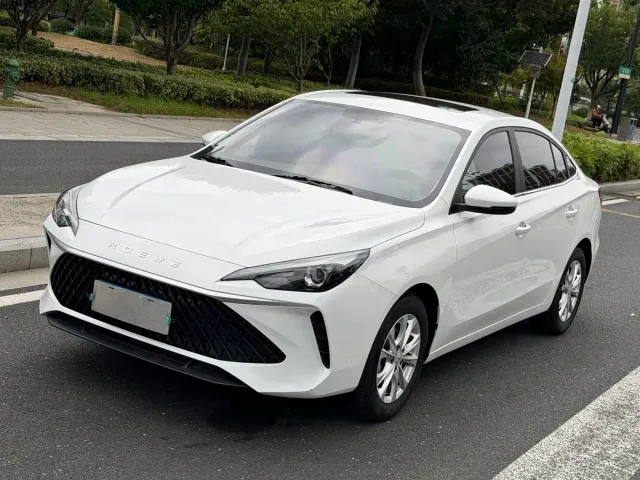 Фотография автомобиля — Roewe i5