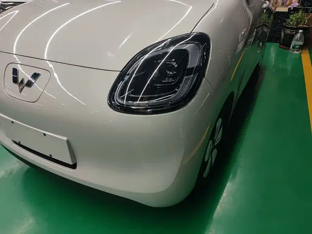 Wuling Hongguang Mini EV — Фото автомобиля 23