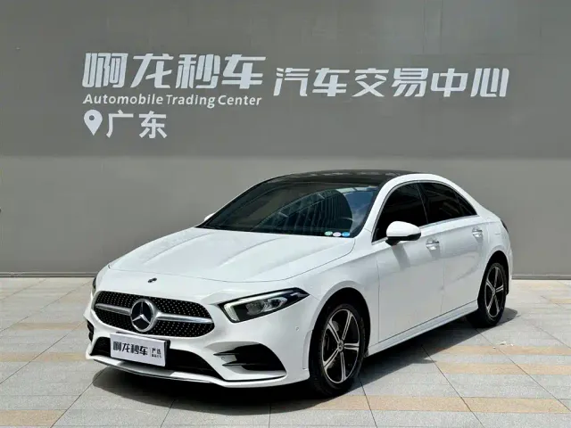 Фотография автомобиля — Mercedes-Benz A-Class