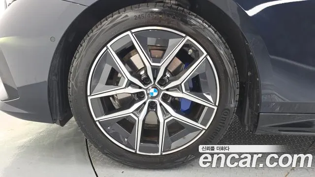 BMW 5-Series — Фото автомобиля 5