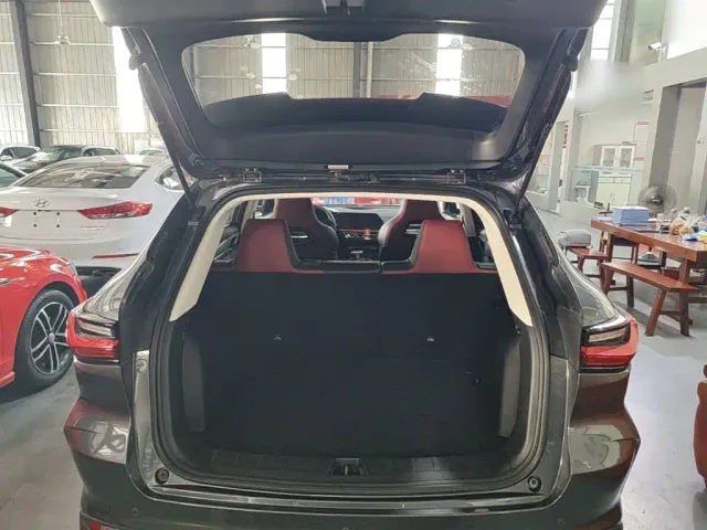Changan Oushang X5 — Фото автомобиля 18
