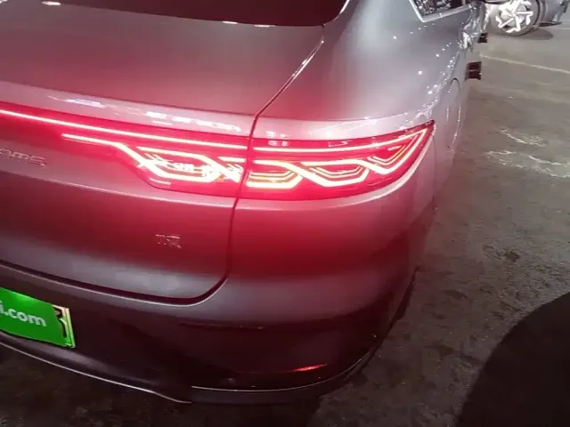 BYD Han — Фото автомобиля 23