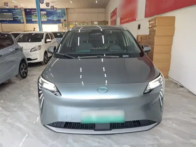 GAC Aion Y — Фото автомобиля 2