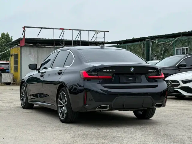 BMW 3 Series — Фото автомобиля 7