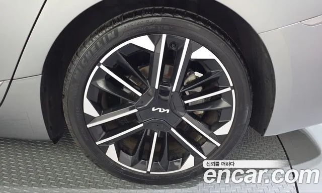 Kia K8 (New) Hybrid — Фото автомобиля 6