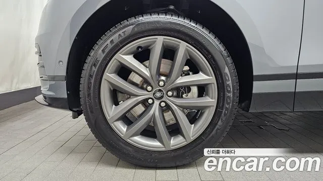 Land Rover Range Rover Velar — Фото автомобиля 5