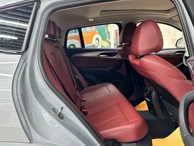 BMW X4 — Фото автомобиля 10