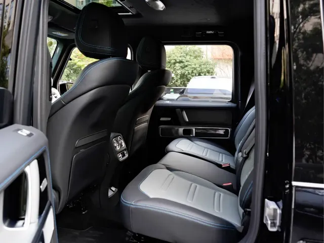 Mercedes-Benz G-Class — Фото автомобиля 14
