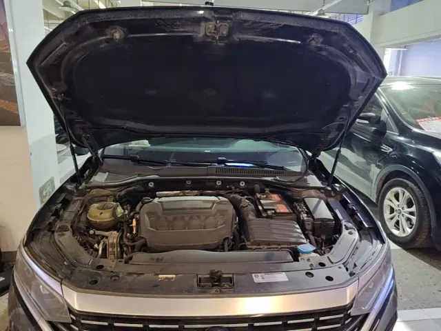 Volkswagen Passat — Фото автомобиля 19