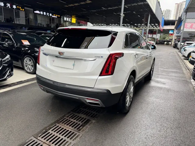 Cadillac XT5 — Фото автомобиля 6