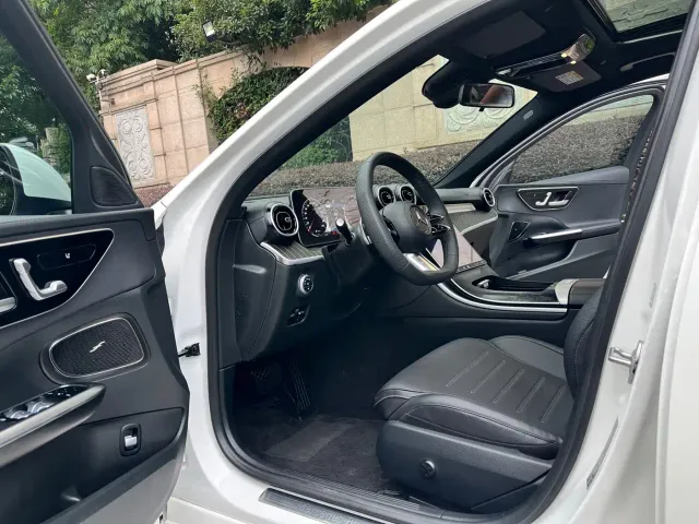 Mercedes-Benz C-Class — Фото автомобиля 4