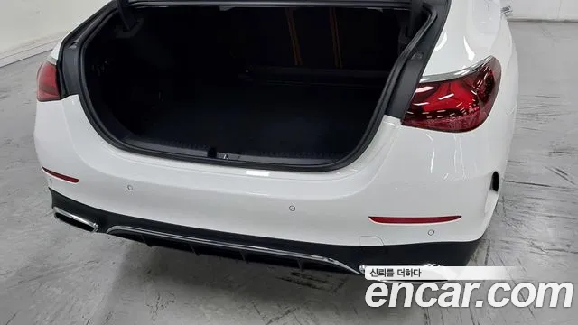 Mercedes-Benz E-Class W214 — Фото автомобиля 11