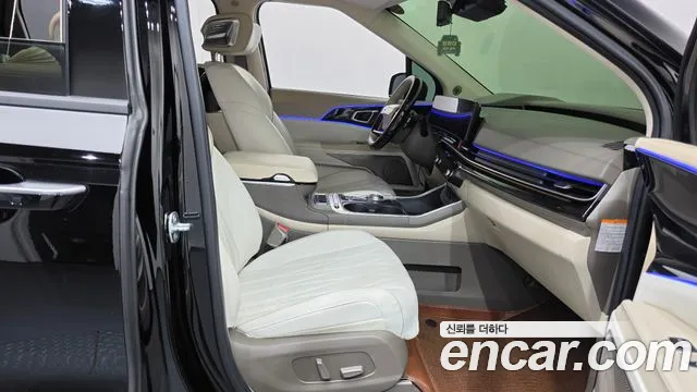 Kia Carnival 4th Gen — Фото автомобиля 16
