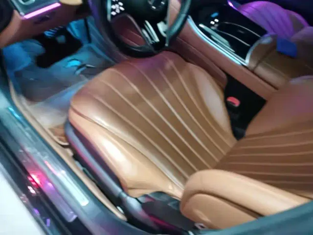 Mercedes-Benz S-Class — Фото автомобиля 9