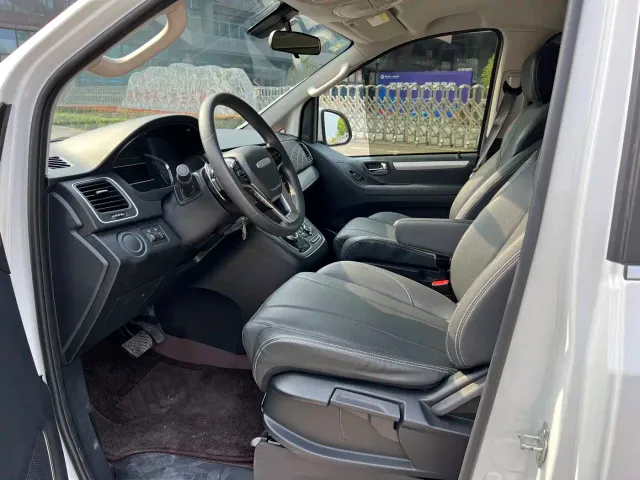 Maxus G20 — Фото автомобиля 10