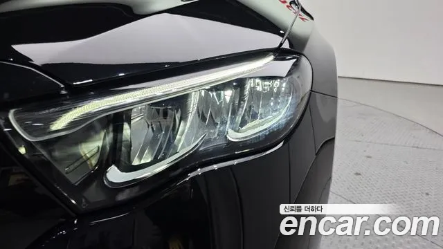 Mercedes-Benz E-Class — Фото автомобиля 21