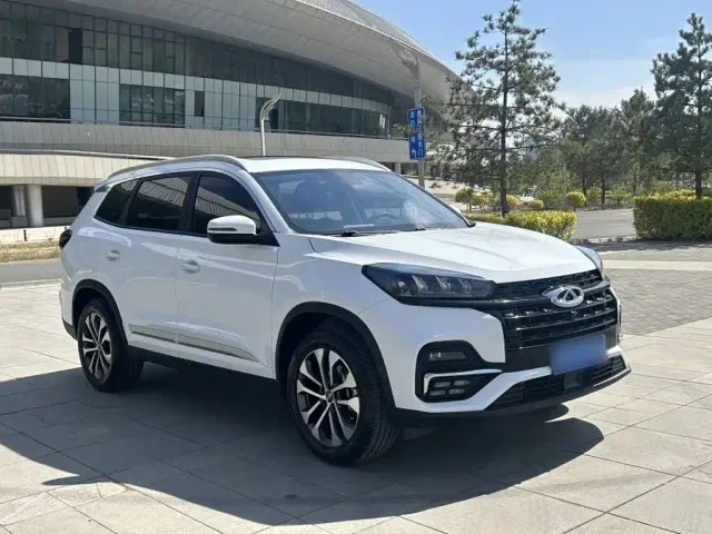 Chery Tiggo 8 — Фото автомобиля 8