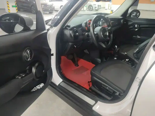MINI Hatch — Фото автомобиля 20