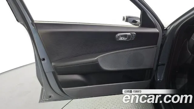 Hyundai Ioniq 6 — Фото автомобиля 13