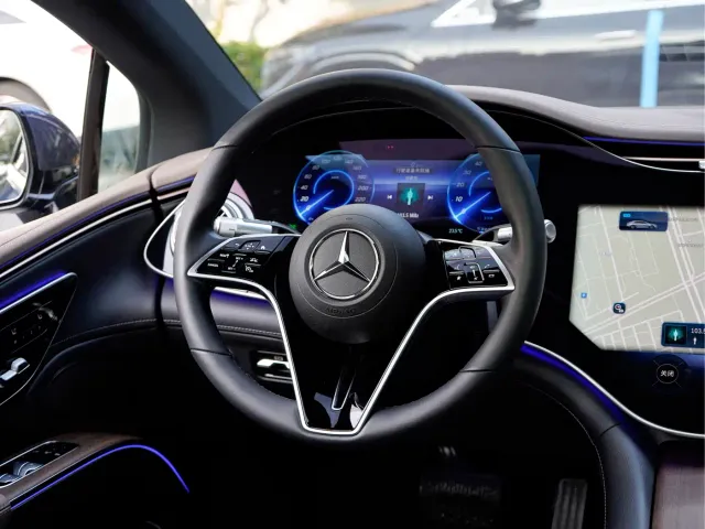 Mercedes-Benz EQS — Фото автомобиля 13