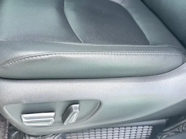 Toyota Sienna — Фото автомобиля 23