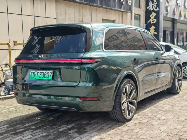 Li Auto L9 — Фото автомобиля 3