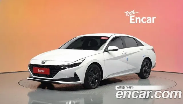 Фотография автомобиля — Hyundai Avante CN7