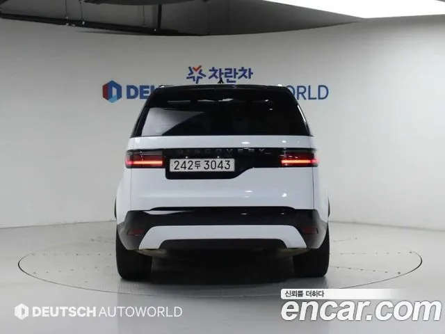 Land Rover Discovery — Фото автомобиля 4
