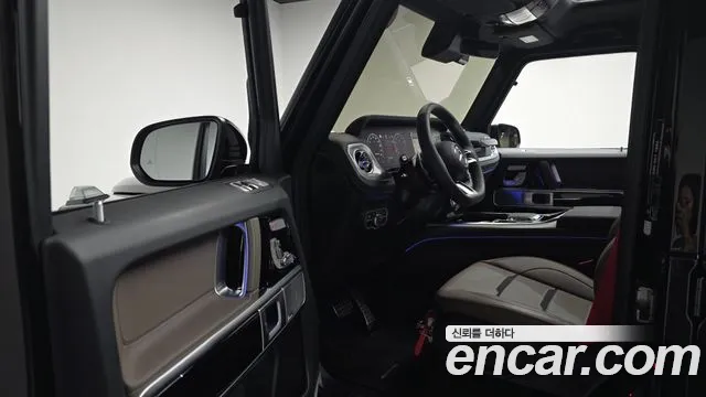 Mercedes-Benz G-Class — Фото автомобиля 10