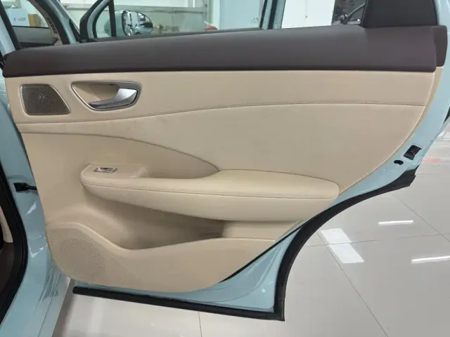 Shangjie SUV — Фото автомобиля 13